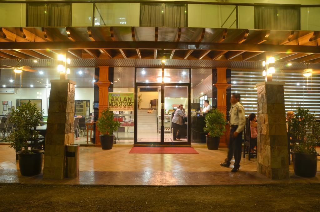 เดอะ พรีเมียร์ บิสซิเนส โฮเต็ล Hotel กาลิโบ ภายนอก รูปภาพ