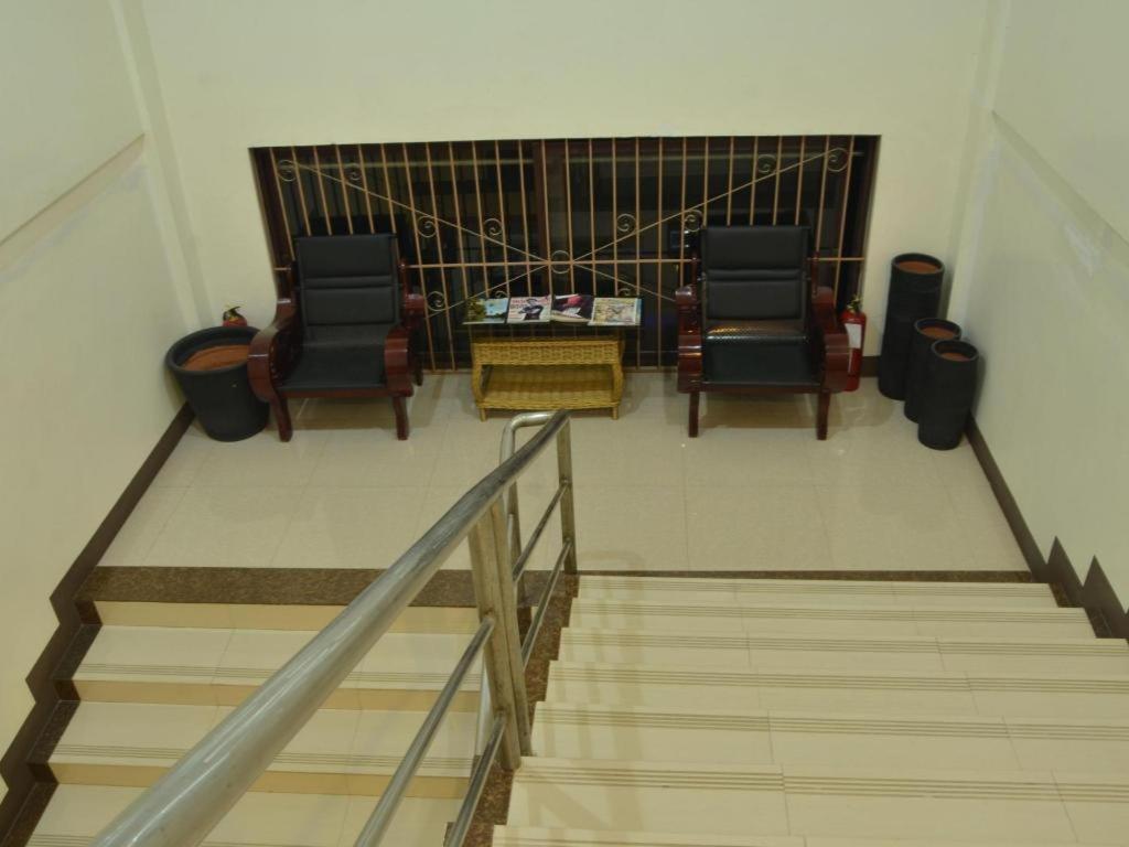 เดอะ พรีเมียร์ บิสซิเนส โฮเต็ล Hotel กาลิโบ ภายนอก รูปภาพ