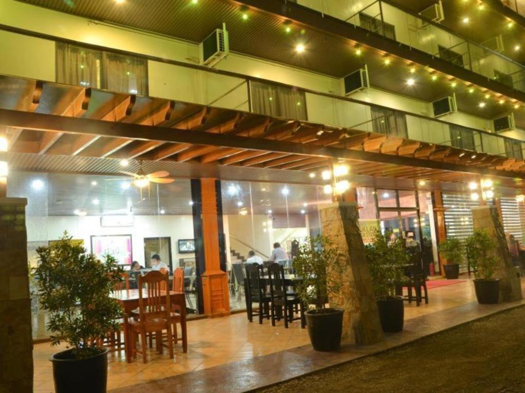 เดอะ พรีเมียร์ บิสซิเนส โฮเต็ล Hotel กาลิโบ ภายนอก รูปภาพ