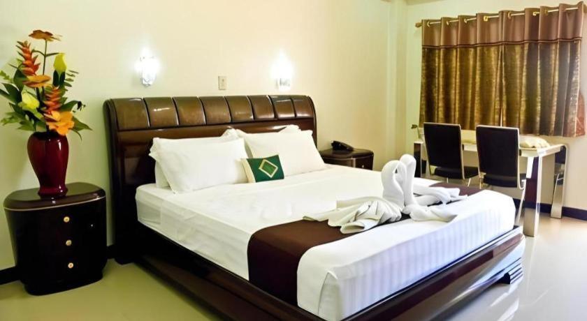 เดอะ พรีเมียร์ บิสซิเนส โฮเต็ล Hotel กาลิโบ ภายนอก รูปภาพ